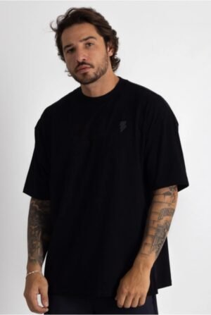 Camiseta Oversized Preta Básica Crown Training