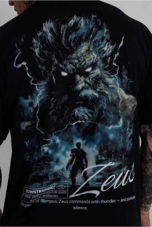 Camiseta Oversized Deuses Zeus Preta