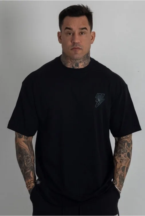 Camiseta Oversized Deuses Medusa Preta